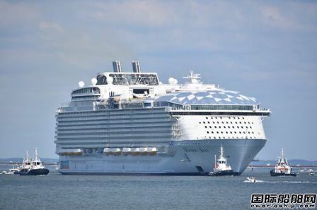 皇家加勒比最新一艘绿洲系列豪华邮轮“海洋奇迹”号试航