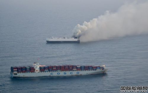 电动车“惹祸”？安吉物流汽车运输船起火